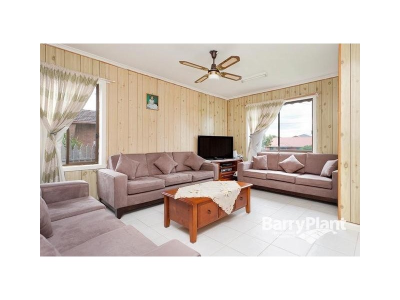 69 Curtin Cres, Dandenong North VIC 3175