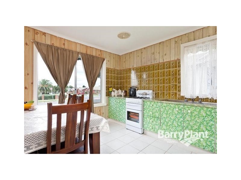 69 Curtin Cres, Dandenong North VIC 3175