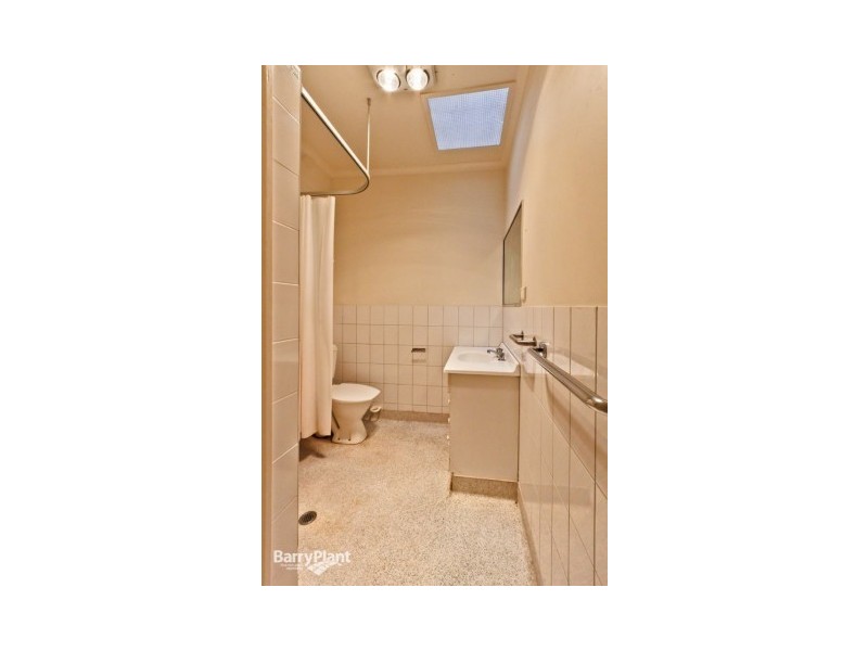 2 Ellendale Road, Noble Park VIC 3174