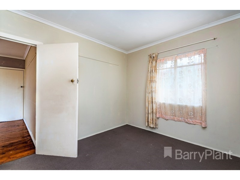 1/12 Fisher Crescent, Dandenong North VIC 3175