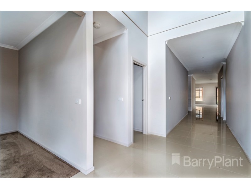 9 Fernleaf Avenue, Keysborough VIC 3173