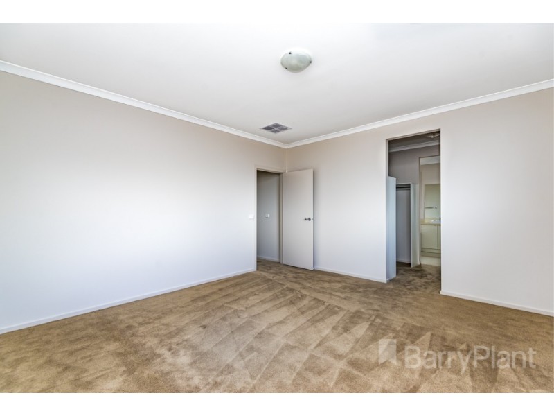 9 Fernleaf Avenue, Keysborough VIC 3173