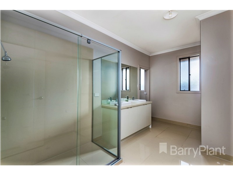 9 Fernleaf Avenue, Keysborough VIC 3173