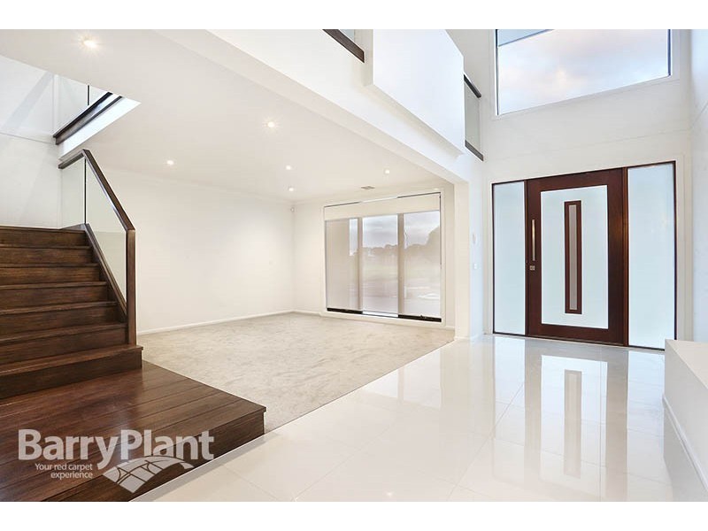 27 Trebilco Avenue, Keysborough VIC 3173