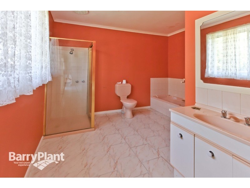 4 Comber Street, Noble Park VIC 3174