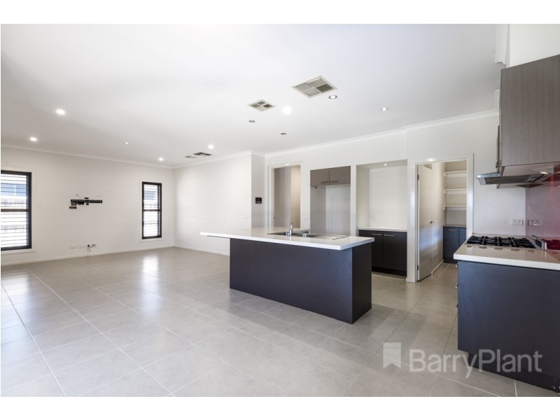 114 Clarendon Drive, Keysborough VIC 3173
