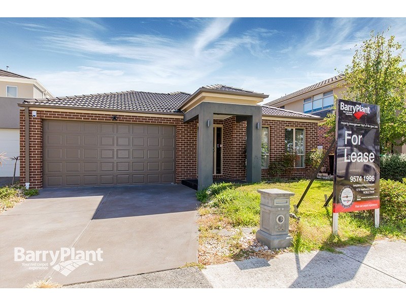 44 Hidden Grove Boulevard, Keysborough VIC 3173