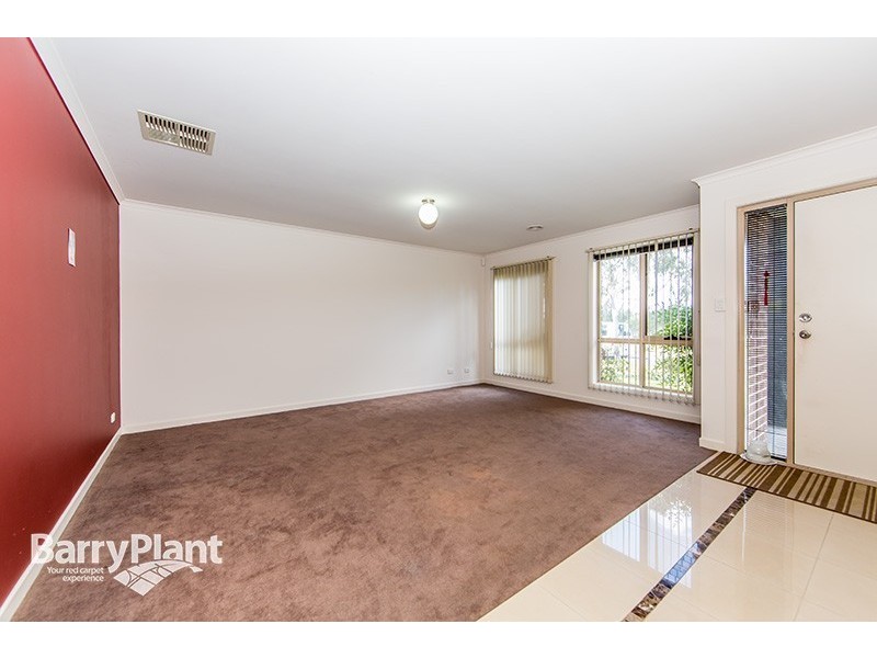 44 Hidden Grove Boulevard, Keysborough VIC 3173