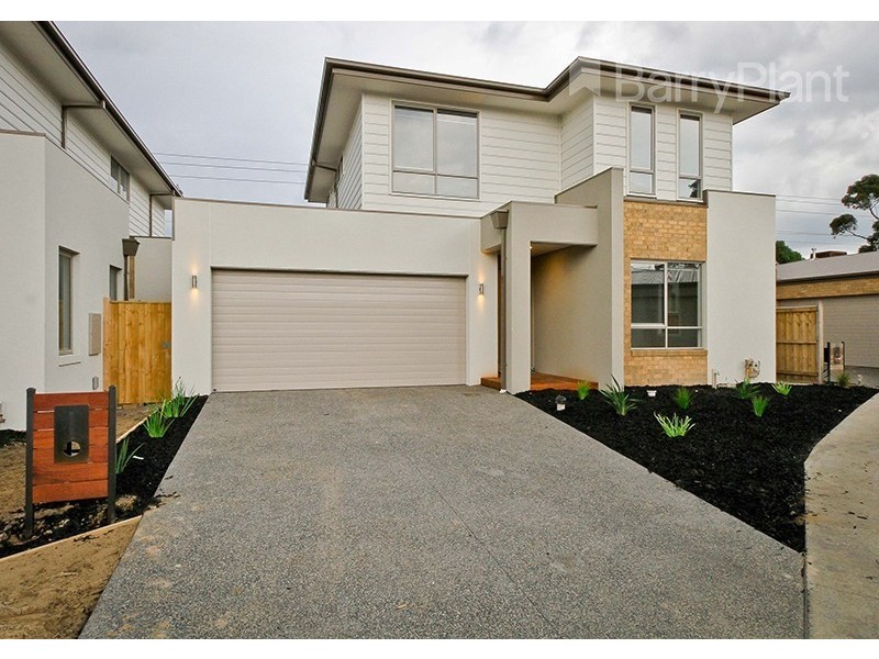 1 Oakmont Court, Frankston VIC 3199