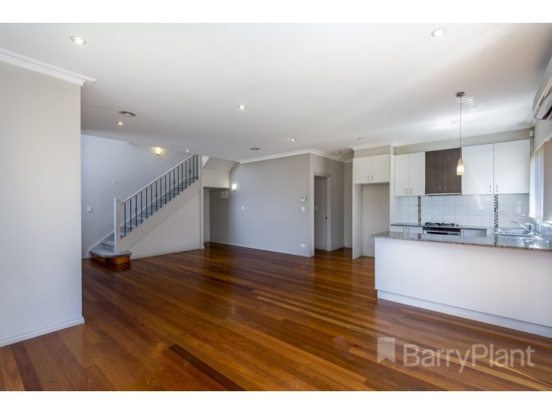 1/1 Day Street, Dandenong VIC 3175