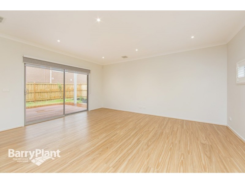 7 Lagrange Mews, Keysborough VIC 3173