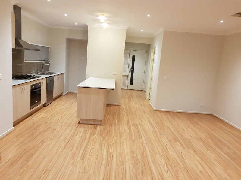 7 Lagrange Mews, Keysborough VIC 3173