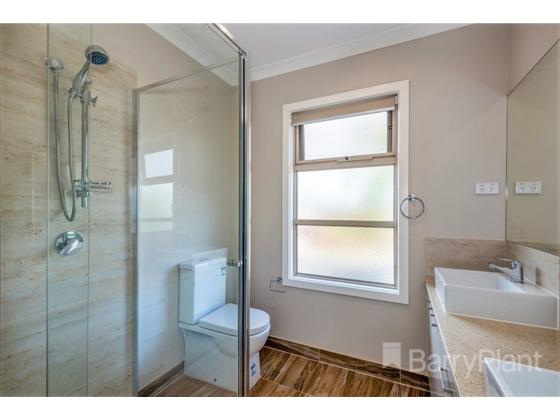 2/211 Corrigan Road, Noble Park VIC 3174