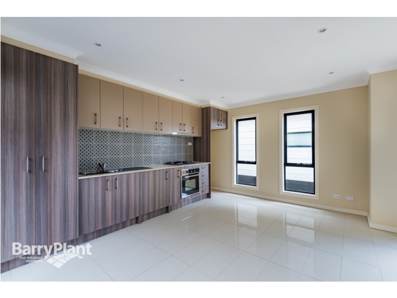 7/7 McFarlane Crescent, Dandenong VIC 3175