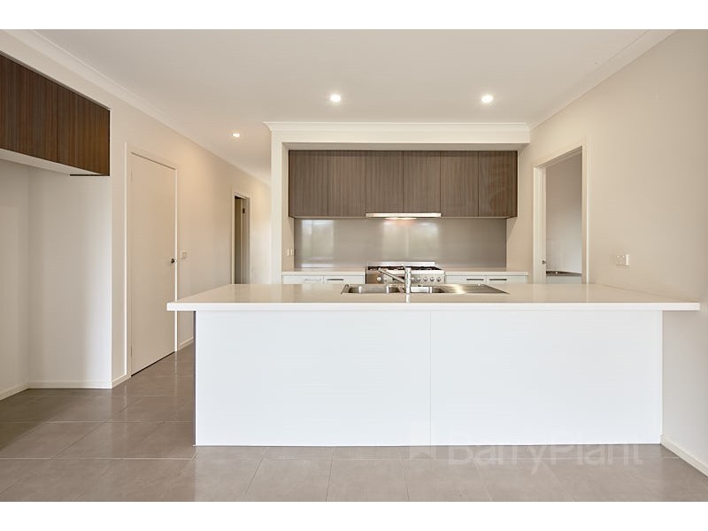 36 Linden Drive, Keysborough VIC 3173