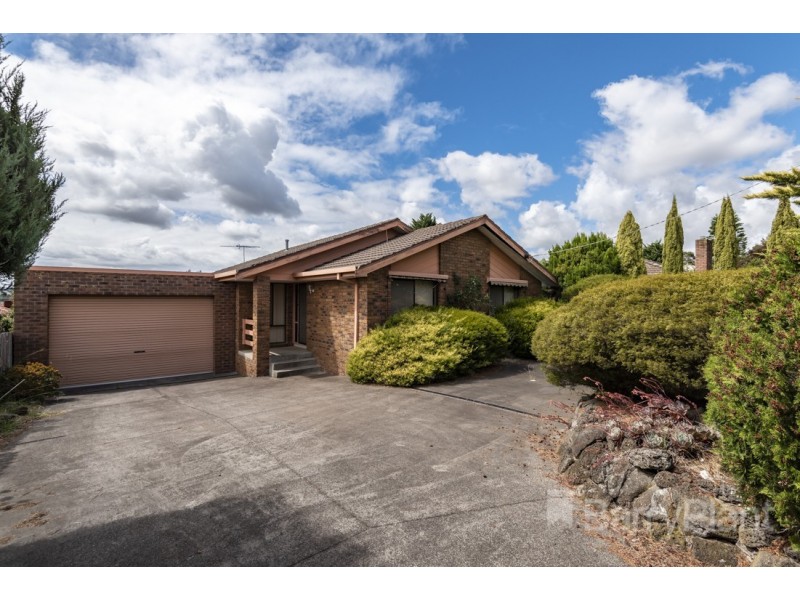 4 Fitzgerald Road, Hallam VIC 3803