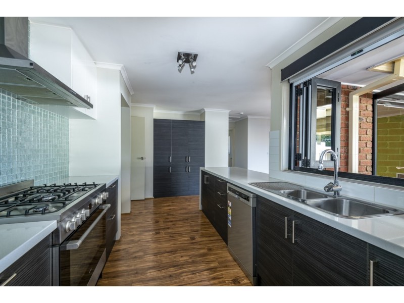 375 Princes hwy, Narre Warren VIC 3805