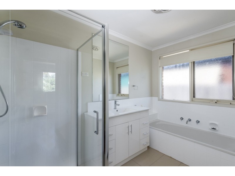 375 Princes hwy, Narre Warren VIC 3805