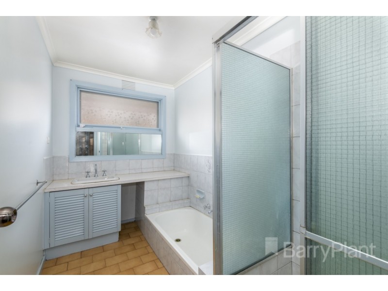 7 Waitara Avenue, Keysborough VIC 3173