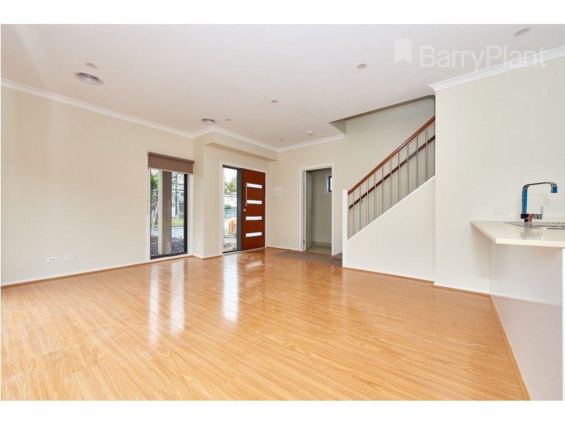 1/153 Lightwood Road, Noble Park VIC 3174