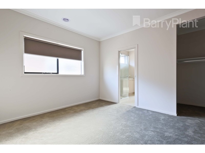 10 Petunia Drive, Keysborough VIC 3173