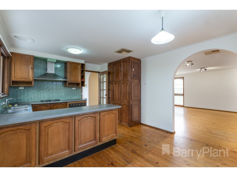 36 Whitehaven Crescent, Noble Park North VIC 3174