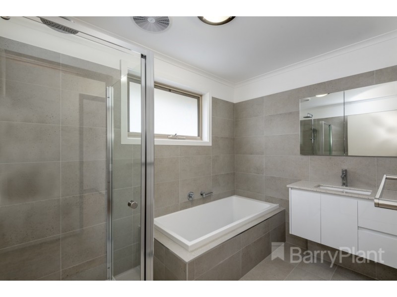 36 Whitehaven Crescent, Noble Park North VIC 3174