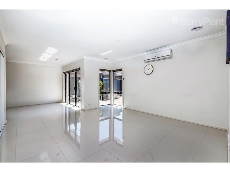 2/6 Maple Street, Springvale VIC 3171