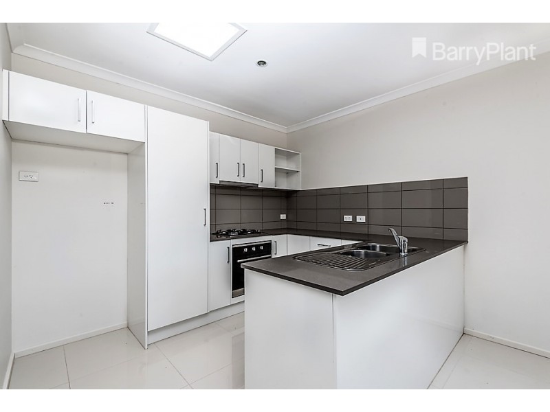 2/6 Maple Street, Springvale VIC 3171
