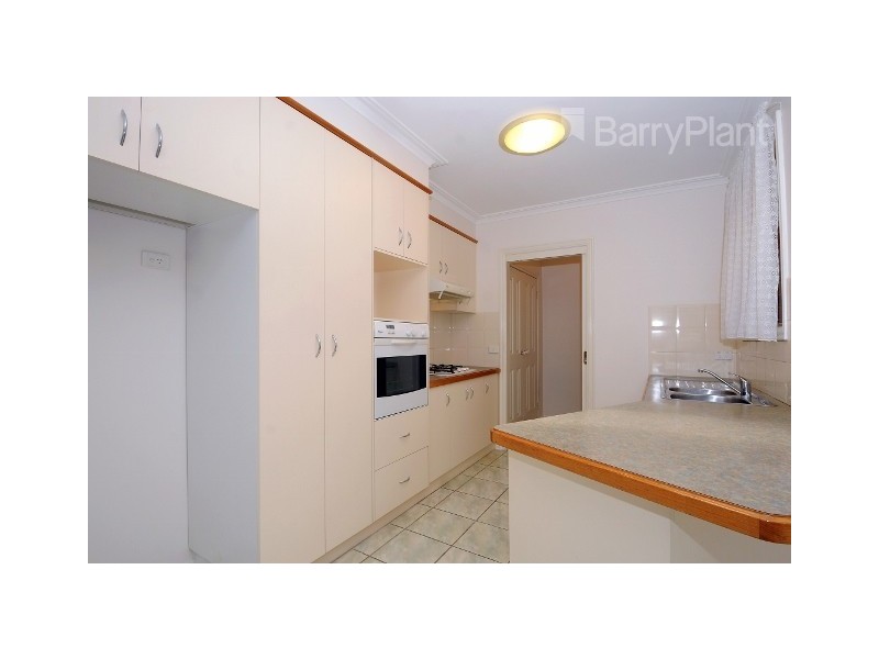 2/48 Fintonia Road, Noble Park VIC 3174