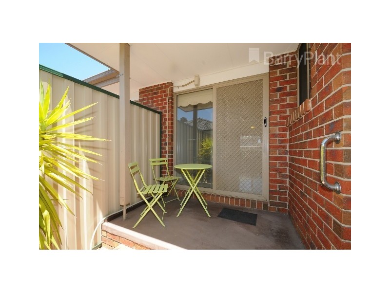 2/48 Fintonia Road, Noble Park VIC 3174