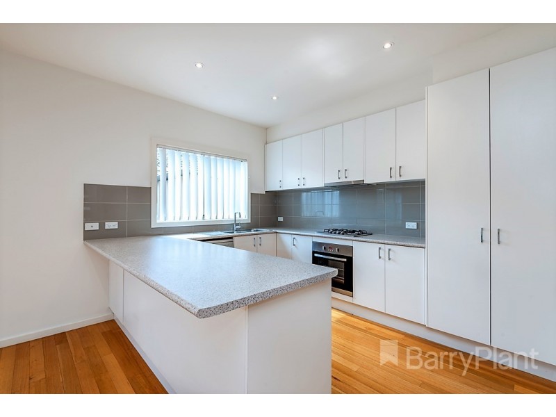 2/8A James Street, Dandenong VIC 3175