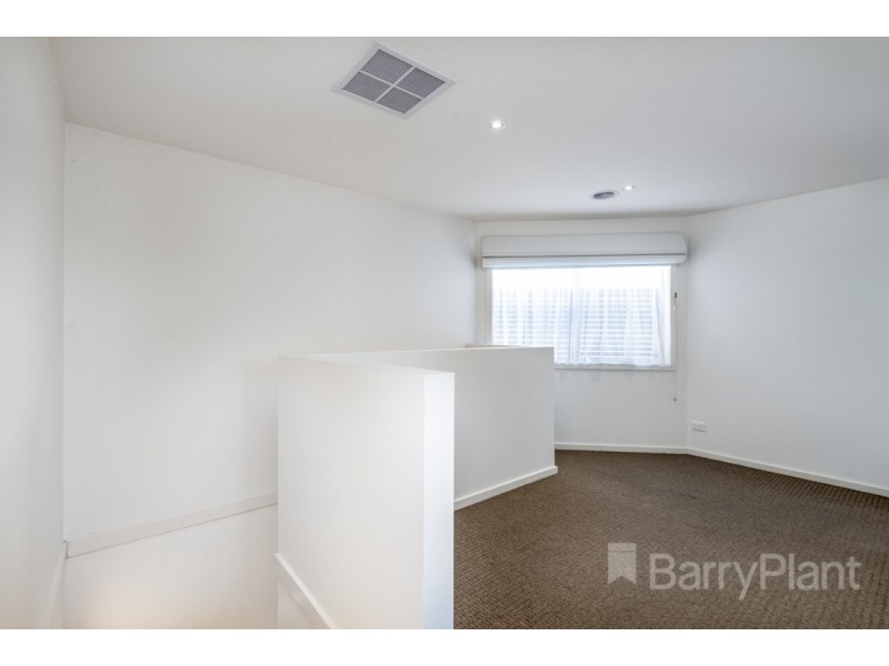 2/8A James Street, Dandenong VIC 3175