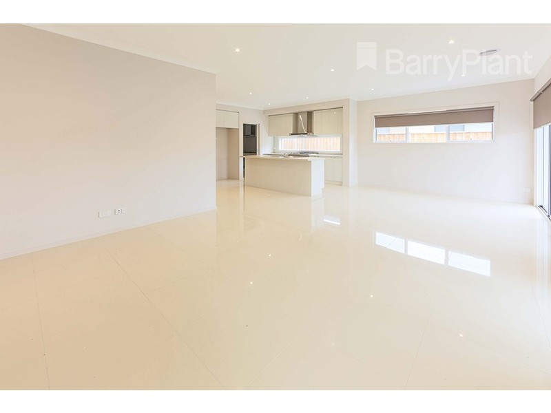 14 Petunia Drive, Keysborough VIC 3173