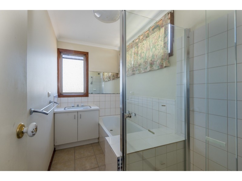 8 Weller Street, Dandenong VIC 3175