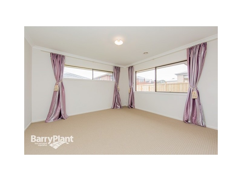 5 Glenfern Street, Keysborough VIC 3173
