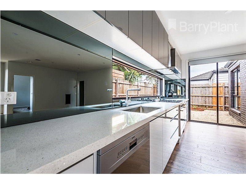 2/26 Jeffers Street, Noble Park VIC 3174