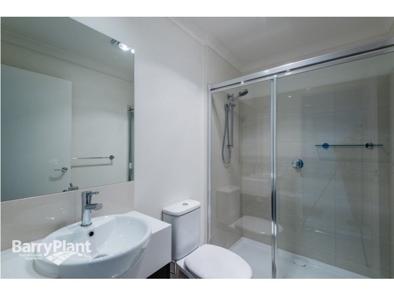 4/13 Wall Street, Noble Park VIC 3174