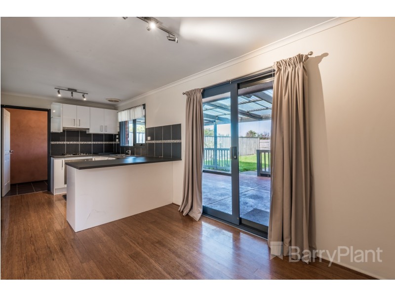 32 Fenton Court, Keysborough VIC 3173