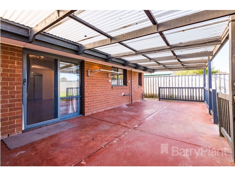 32 Fenton Court, Keysborough VIC 3173