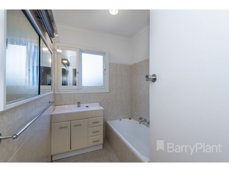 31 Joffre St, Noble Park VIC 3174