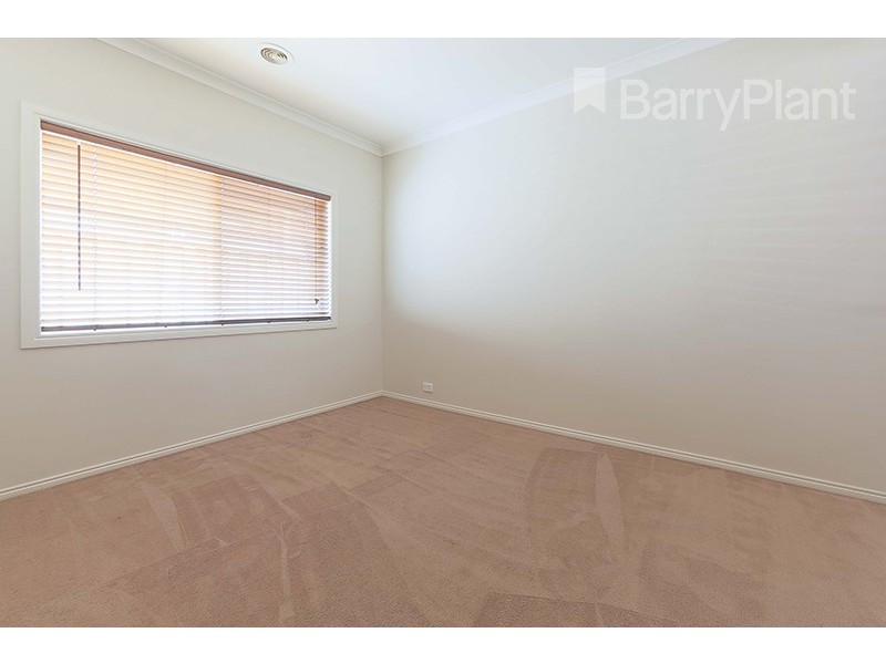 60 Clarendon Drive, Keysborough VIC 3173