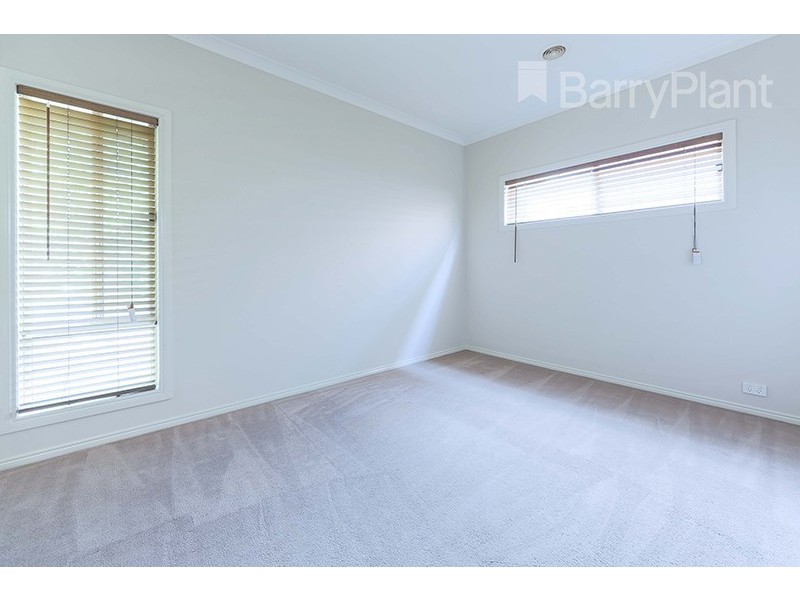 60 Clarendon Drive, Keysborough VIC 3173