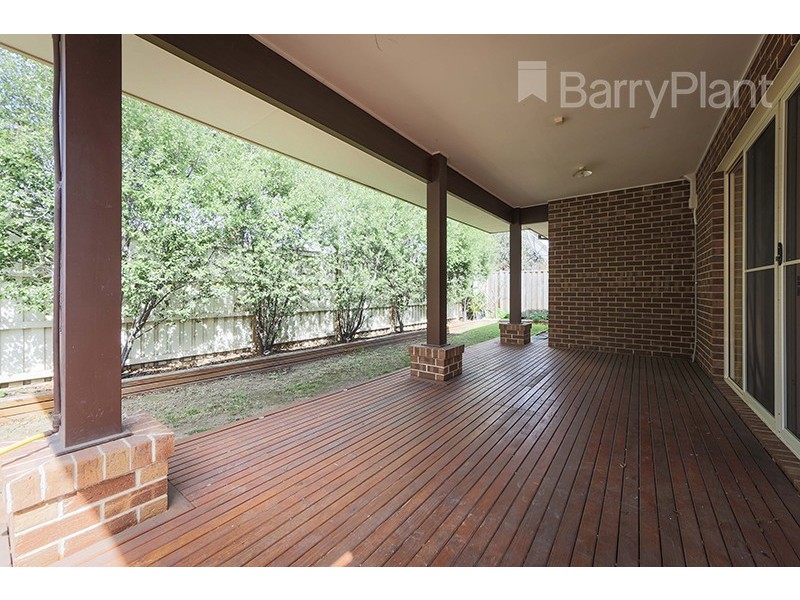 60 Clarendon Drive, Keysborough VIC 3173