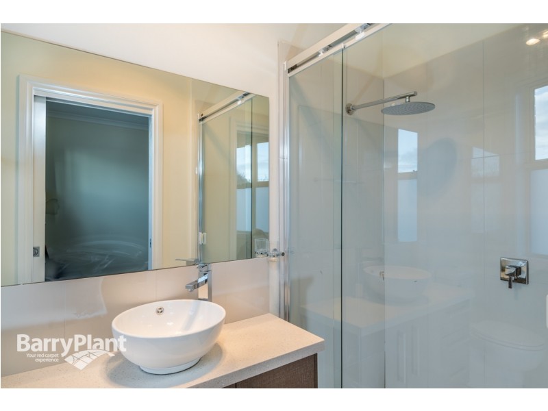 2/7 Springfield Court, Noble Park North VIC 3174