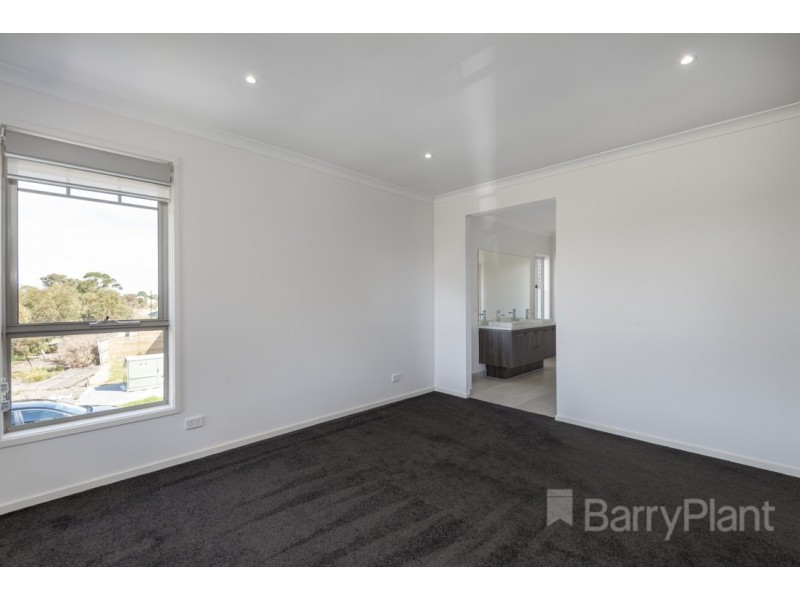 7 Pleasant Way, Keysborough VIC 3173
