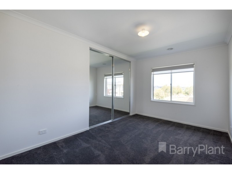 7 Pleasant Way, Keysborough VIC 3173
