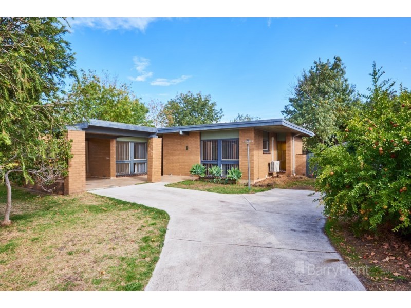 5 Oaklands Crescent, Frankston VIC 3199