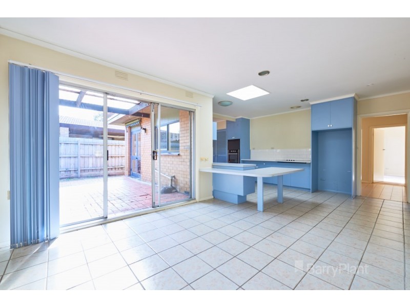 5 Oaklands Crescent, Frankston VIC 3199