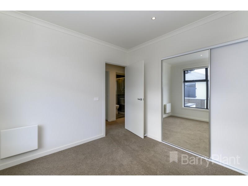 7 Floss Court, Keysborough VIC 3173